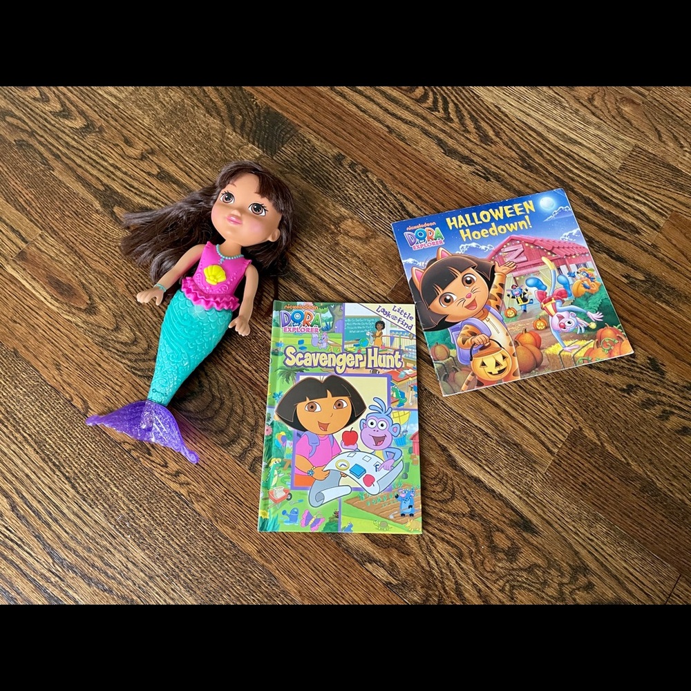 Dora the Explorer Doll & Books Bundle